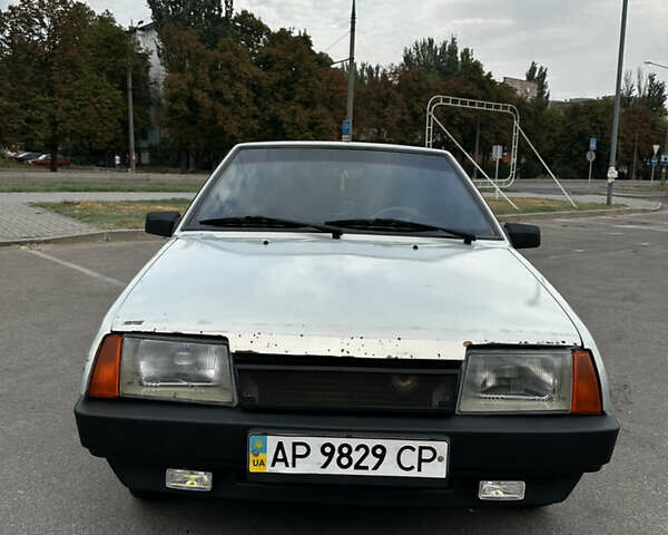 Серый ВАЗ 2109, объемом двигателя 1.5 л и пробегом 300 тыс. км за 2000 $, фото 1 на Automoto.ua