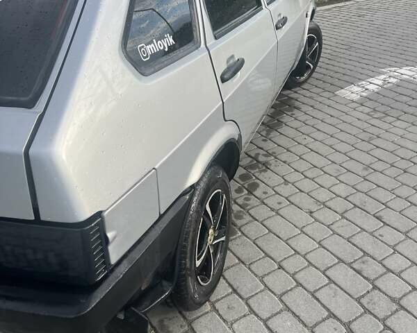 Серый ВАЗ 2109, объемом двигателя 1.5 л и пробегом 120 тыс. км за 1499 $, фото 2 на Automoto.ua