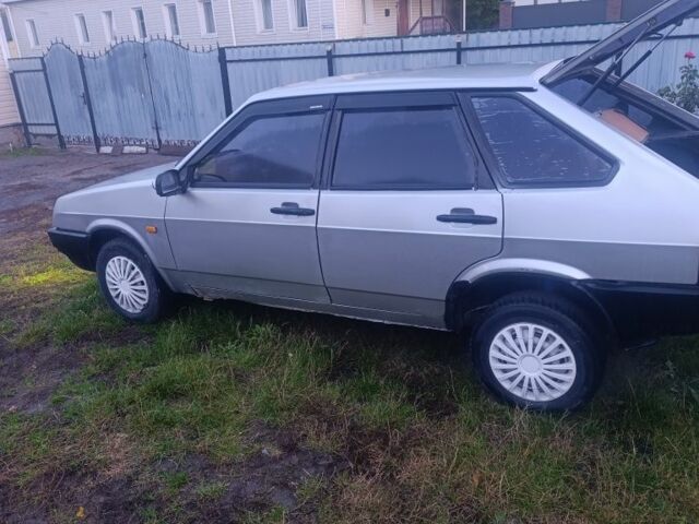 Серый ВАЗ 2109, объемом двигателя 1.5 л и пробегом 300 тыс. км за 1046 $, фото 1 на Automoto.ua