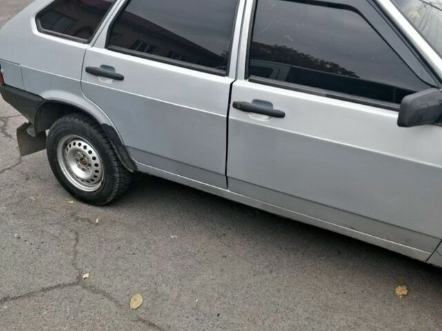 ВАЗ 2109 2002 в Мукачеве на Automoto.ua Серый ВАЗ 2109, объемом двигателя 1.5 л и пробегом 1000 тыс. км за 1461 $, фото 4 на Automoto.ua