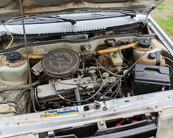 ВАЗ 2109 2002 в Черновцах на Automoto.ua Серый ВАЗ 2109, объемом двигателя 1.5 л и пробегом 427 тыс. км за 1000 $, фото 1 на Automoto.ua