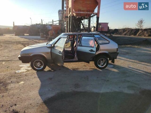 Серый ВАЗ 2109, объемом двигателя 1.5 л и пробегом 138 тыс. км за 2000 $, фото 1 на Automoto.ua