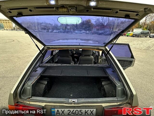 Серый ВАЗ 2109, объемом двигателя 1.5 л и пробегом 492 тыс. км за 1100 $, фото 9 на Automoto.ua