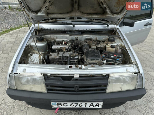 Серый ВАЗ 2109, объемом двигателя 1.5 л и пробегом 235 тыс. км за 1200 $, фото 4 на Automoto.ua