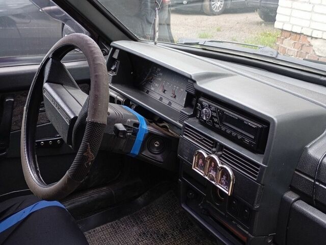 Сірий ВАЗ 2109, об'ємом двигуна 1.5 л та пробігом 157 тис. км за 1000 $, фото 13 на Automoto.ua