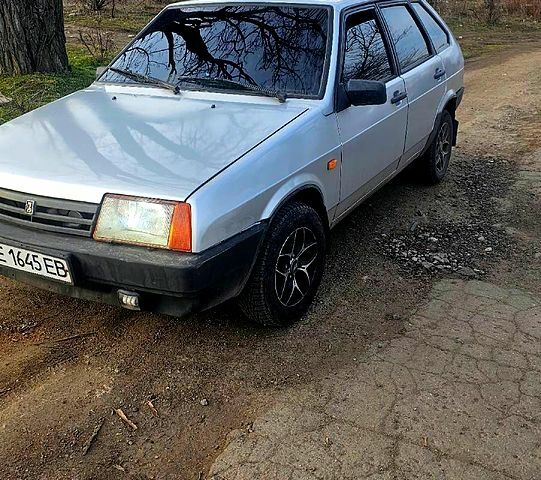 Серый ВАЗ 2109, объемом двигателя 1.5 л и пробегом 133 тыс. км за 1700 $, фото 2 на Automoto.ua