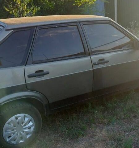 Серый ВАЗ 2109, объемом двигателя 1.5 л и пробегом 250 тыс. км за 1073 $, фото 1 на Automoto.ua