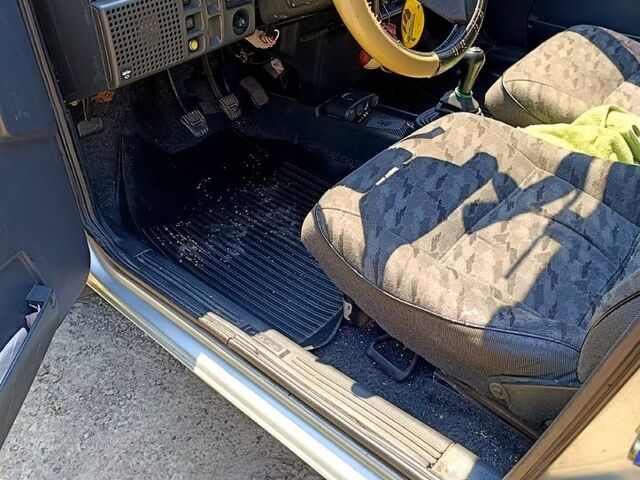 Сірий ВАЗ 2109, об'ємом двигуна 1.5 л та пробігом 180 тис. км за 1200 $, фото 6 на Automoto.ua