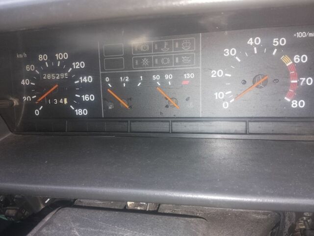 Сірий ВАЗ 2109, об'ємом двигуна 1.5 л та пробігом 189 тис. км за 1300 $, фото 4 на Automoto.ua