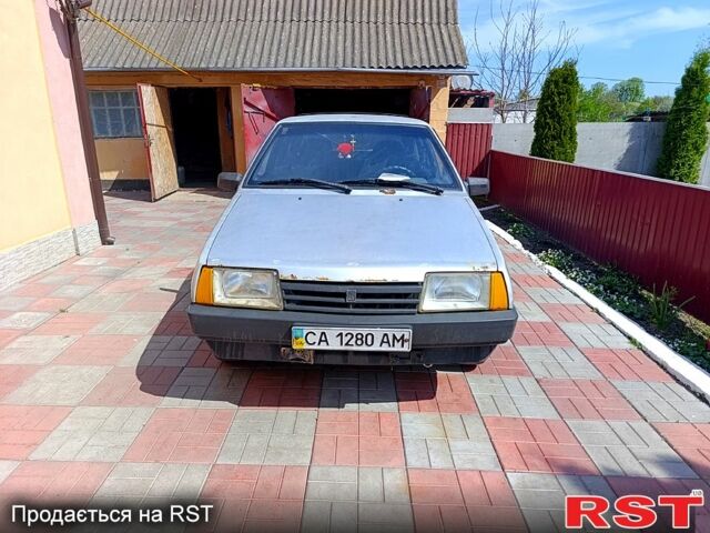 Серый ВАЗ 2109, объемом двигателя 1.5 л и пробегом 198 тыс. км за 500 $, фото 2 на Automoto.ua