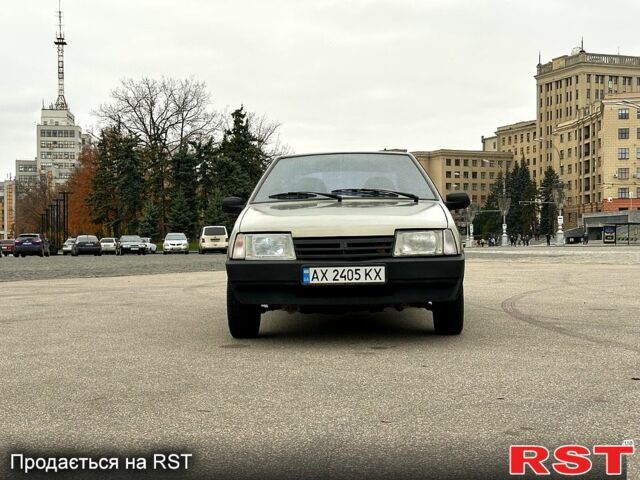 Серый ВАЗ 2109, объемом двигателя 1.5 л и пробегом 492 тыс. км за 1100 $, фото 2 на Automoto.ua