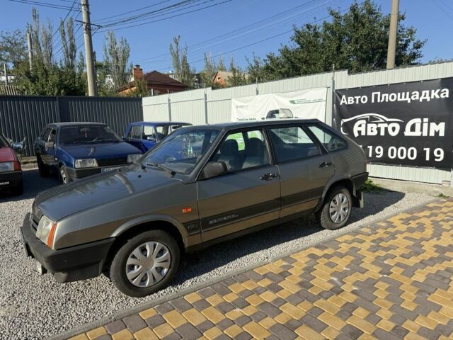 Сірий ВАЗ 2109, об'ємом двигуна 1.5 л та пробігом 200 тис. км за 1000 $, фото 3 на Automoto.ua
