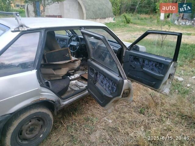 Серый ВАЗ 2109, объемом двигателя 1.5 л и пробегом 340 тыс. км за 550 $, фото 6 на Automoto.ua