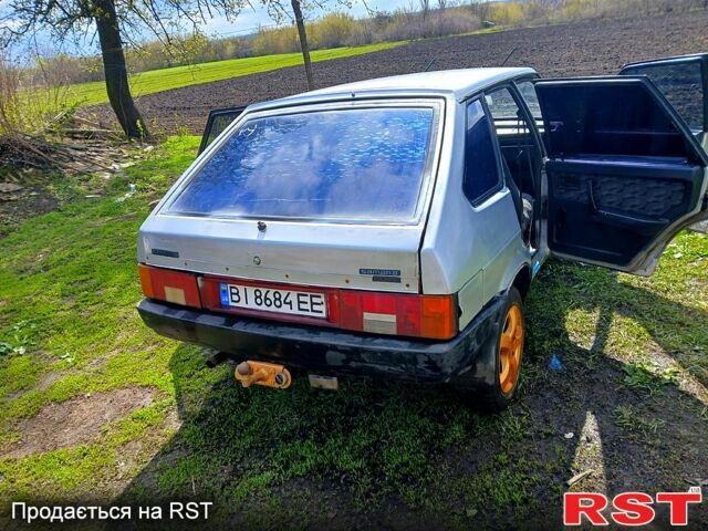 Серый ВАЗ 2109, объемом двигателя 15 л и пробегом 300 тыс. км за 900 $, фото 6 на Automoto.ua