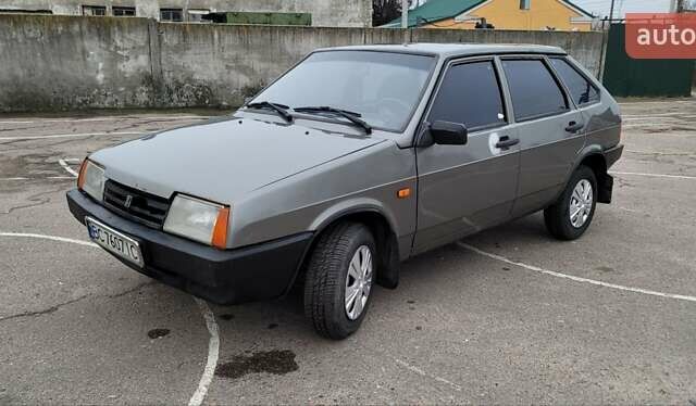 Серый ВАЗ 2109, объемом двигателя 1.5 л и пробегом 100 тыс. км за 800 $, фото 2 на Automoto.ua