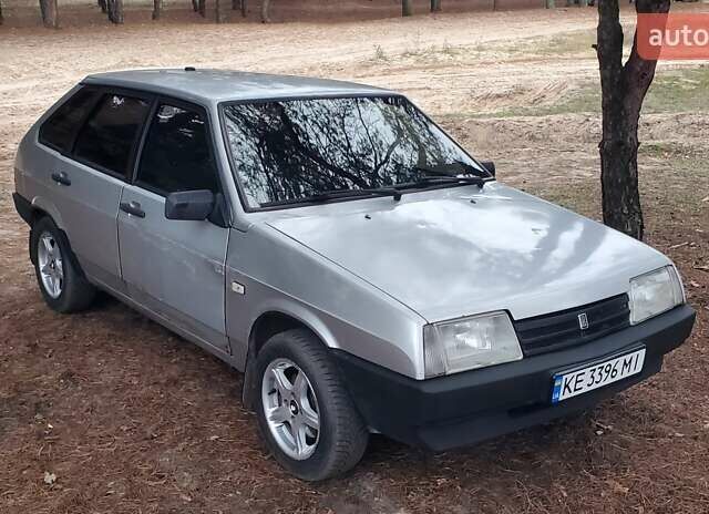 Серый ВАЗ 2109, объемом двигателя 1.5 л и пробегом 200 тыс. км за 1500 $, фото 9 на Automoto.ua