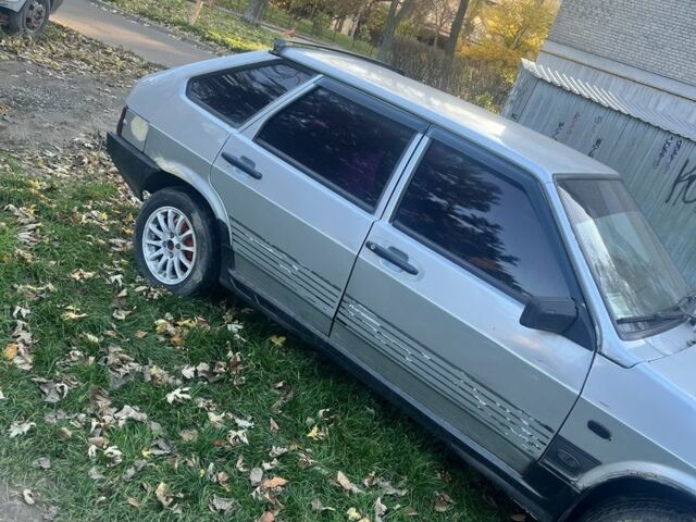 Серый ВАЗ 2109, объемом двигателя 1.5 л и пробегом 349 тыс. км за 1000 $, фото 2 на Automoto.ua