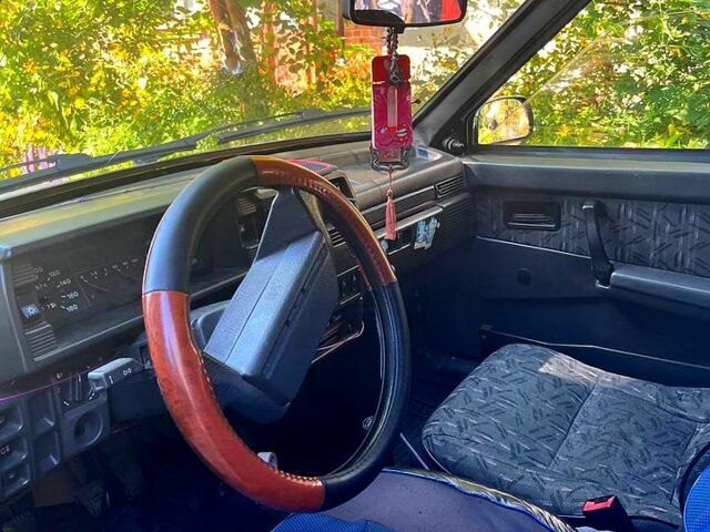 Сірий ВАЗ 2109, об'ємом двигуна 1.5 л та пробігом 0 тис. км за 1000 $, фото 3 на Automoto.ua