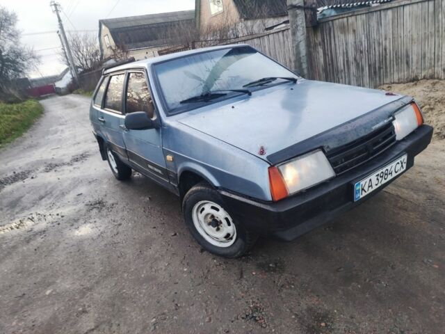Серый ВАЗ 2109, объемом двигателя 1.5 л и пробегом 200 тыс. км за 662 $, фото 1 на Automoto.ua