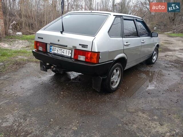 Серый ВАЗ 2109, объемом двигателя 1.5 л и пробегом 250 тыс. км за 1600 $, фото 2 на Automoto.ua