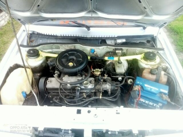 Сірий ВАЗ 2109, об'ємом двигуна 1.5 л та пробігом 210 тис. км за 1300 $, фото 4 на Automoto.ua