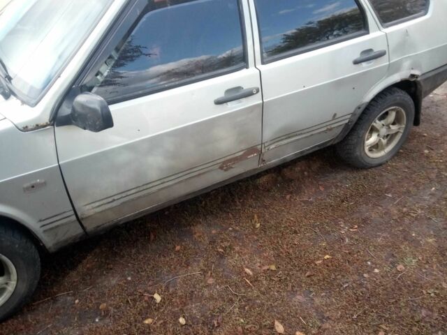 Серый ВАЗ 2109, объемом двигателя 1.6 л и пробегом 100 тыс. км за 768 $, фото 1 на Automoto.ua