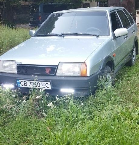 Серый ВАЗ 2109, объемом двигателя 1.5 л и пробегом 280 тыс. км за 1800 $, фото 1 на Automoto.ua