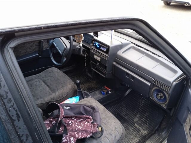 Серый ВАЗ 2109, объемом двигателя 1.5 л и пробегом 85 тыс. км за 1300 $, фото 5 на Automoto.ua