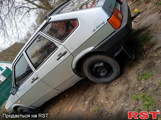 Сірий ВАЗ 2109, об'ємом двигуна 1.5 л та пробігом 250 тис. км за 1600 $, фото 1 на Automoto.ua