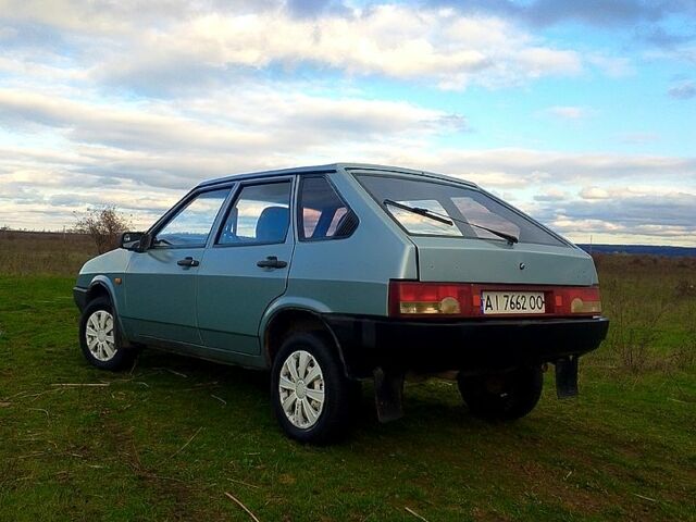 Сірий ВАЗ 2109, об'ємом двигуна 1.5 л та пробігом 300 тис. км за 1550 $, фото 2 на Automoto.ua