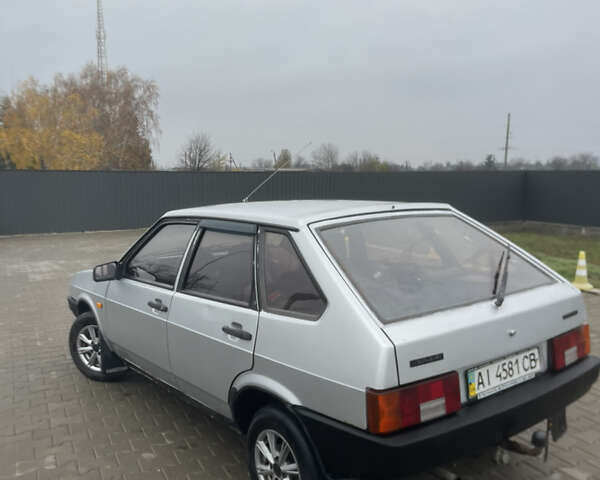 Серый ВАЗ 2109, объемом двигателя 1.5 л и пробегом 280 тыс. км за 1400 $, фото 4 на Automoto.ua