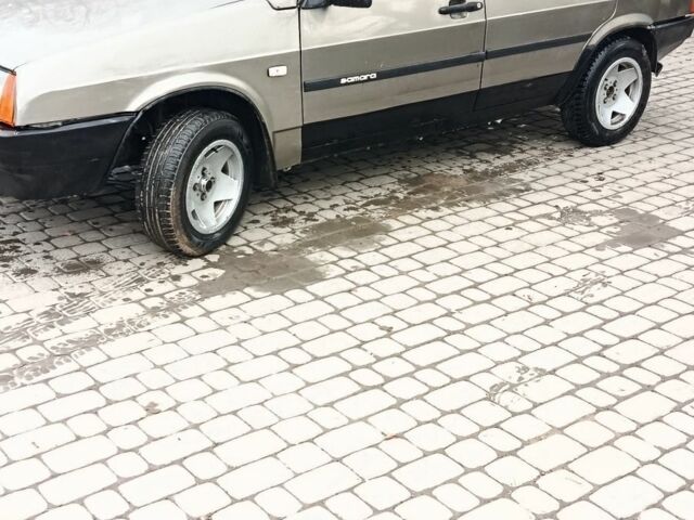 Серый ВАЗ 2109, объемом двигателя 1.5 л и пробегом 280 тыс. км за 1600 $, фото 5 на Automoto.ua