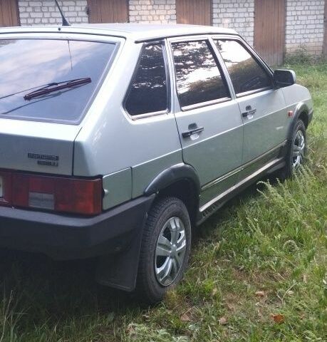 Серый ВАЗ 2109, объемом двигателя 1.5 л и пробегом 280 тыс. км за 1800 $, фото 3 на Automoto.ua