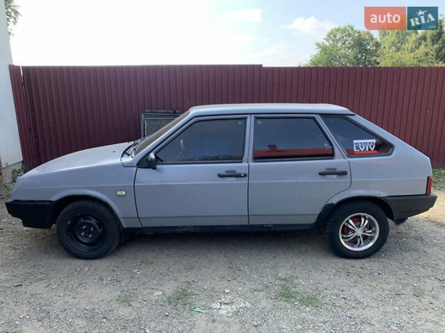 Серый ВАЗ 2109, объемом двигателя 1.5 л и пробегом 181 тыс. км за 1100 $, фото 4 на Automoto.ua