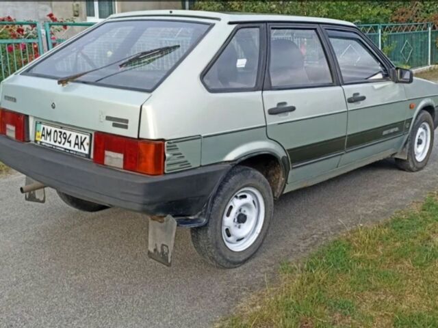 Серый ВАЗ 2109, объемом двигателя 0 л и пробегом 400 тыс. км за 1100 $, фото 1 на Automoto.ua