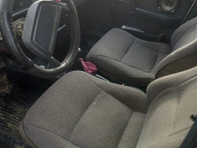 Серый ВАЗ 2109, объемом двигателя 1.5 л и пробегом 137 тыс. км за 1000 $, фото 2 на Automoto.ua