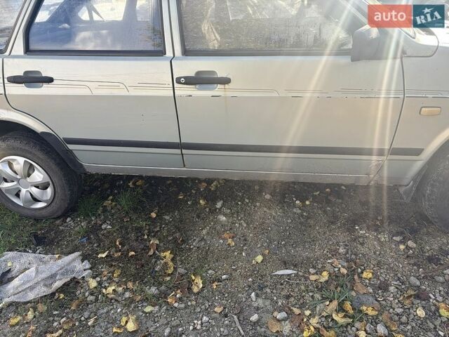 Сірий ВАЗ 2109, об'ємом двигуна 1.5 л та пробігом 124 тис. км за 1001 $, фото 9 на Automoto.ua