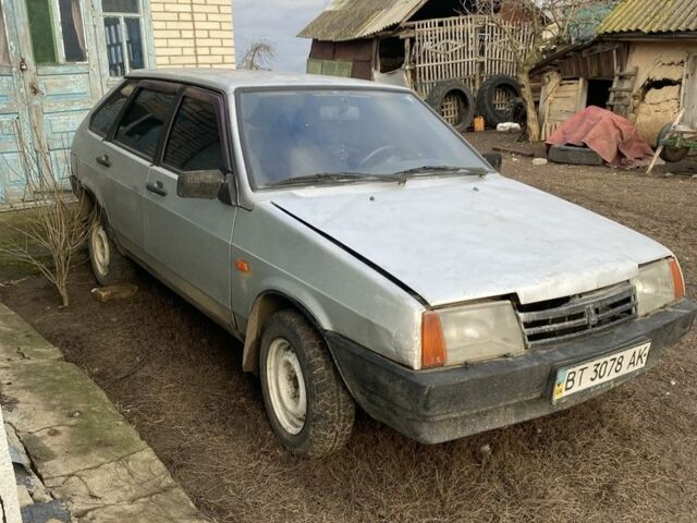 Сірий ВАЗ 2109, об'ємом двигуна 1.5 л та пробігом 1000 тис. км за 1000 $, фото 1 на Automoto.ua