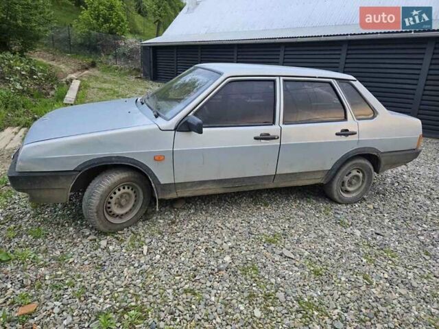 Серый ВАЗ 2109, объемом двигателя 1.5 л и пробегом 100 тыс. км за 999 $, фото 4 на Automoto.ua