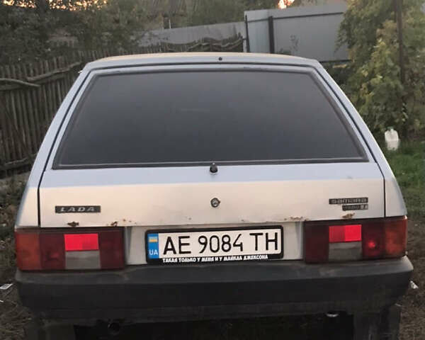 Серый ВАЗ 2109, объемом двигателя 1.5 л и пробегом 107 тыс. км за 1500 $, фото 2 на Automoto.ua