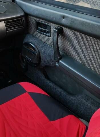 Сірий ВАЗ 2109, об'ємом двигуна 1.5 л та пробігом 310 тис. км за 1399 $, фото 8 на Automoto.ua