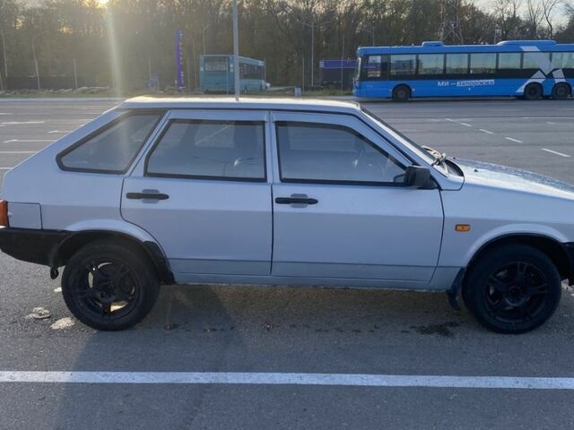 ВАЗ 2109 2004 в Запорожье на Automoto.ua Серый ВАЗ 2109, объемом двигателя 1.5 л и пробегом 45 тыс. км за 2300 $, фото 4 на Automoto.ua