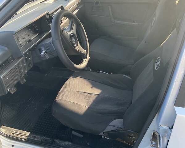 Серый ВАЗ 2109, объемом двигателя 1.5 л и пробегом 166 тыс. км за 2500 $, фото 10 на Automoto.ua