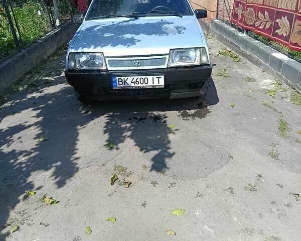 Серый ВАЗ 2109, объемом двигателя 1.5 л и пробегом 184 тыс. км за 1100 $, фото 6 на Automoto.ua