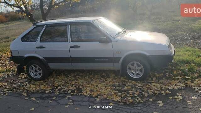 Серый ВАЗ 2109, объемом двигателя 1.5 л и пробегом 556 тыс. км за 1550 $, фото 5 на Automoto.ua