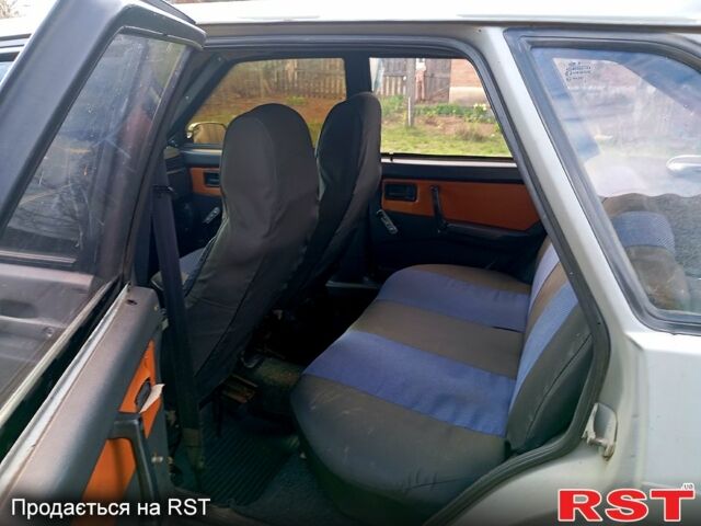 Сірий ВАЗ 2109, об'ємом двигуна 1.5 л та пробігом 0 тис. км за 600 $, фото 5 на Automoto.ua