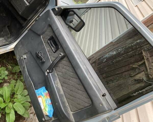 Серый ВАЗ 2109, объемом двигателя 1.5 л и пробегом 300 тыс. км за 800 $, фото 4 на Automoto.ua