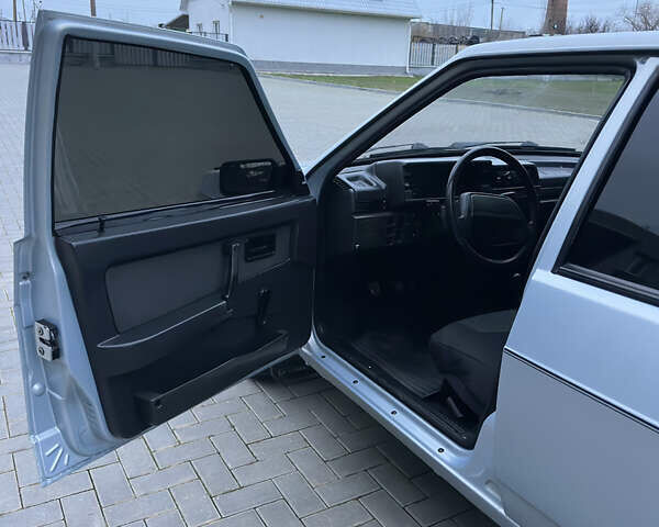Сірий ВАЗ 2109, об'ємом двигуна 1.5 л та пробігом 225 тис. км за 1300 $, фото 14 на Automoto.ua
