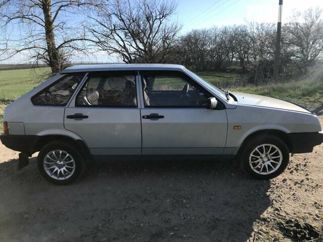 Сірий ВАЗ 2109, об'ємом двигуна 1.5 л та пробігом 210 тис. км за 2000 $, фото 4 на Automoto.ua