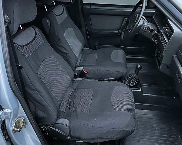 Сірий ВАЗ 2109, об'ємом двигуна 1.5 л та пробігом 225 тис. км за 1300 $, фото 10 на Automoto.ua